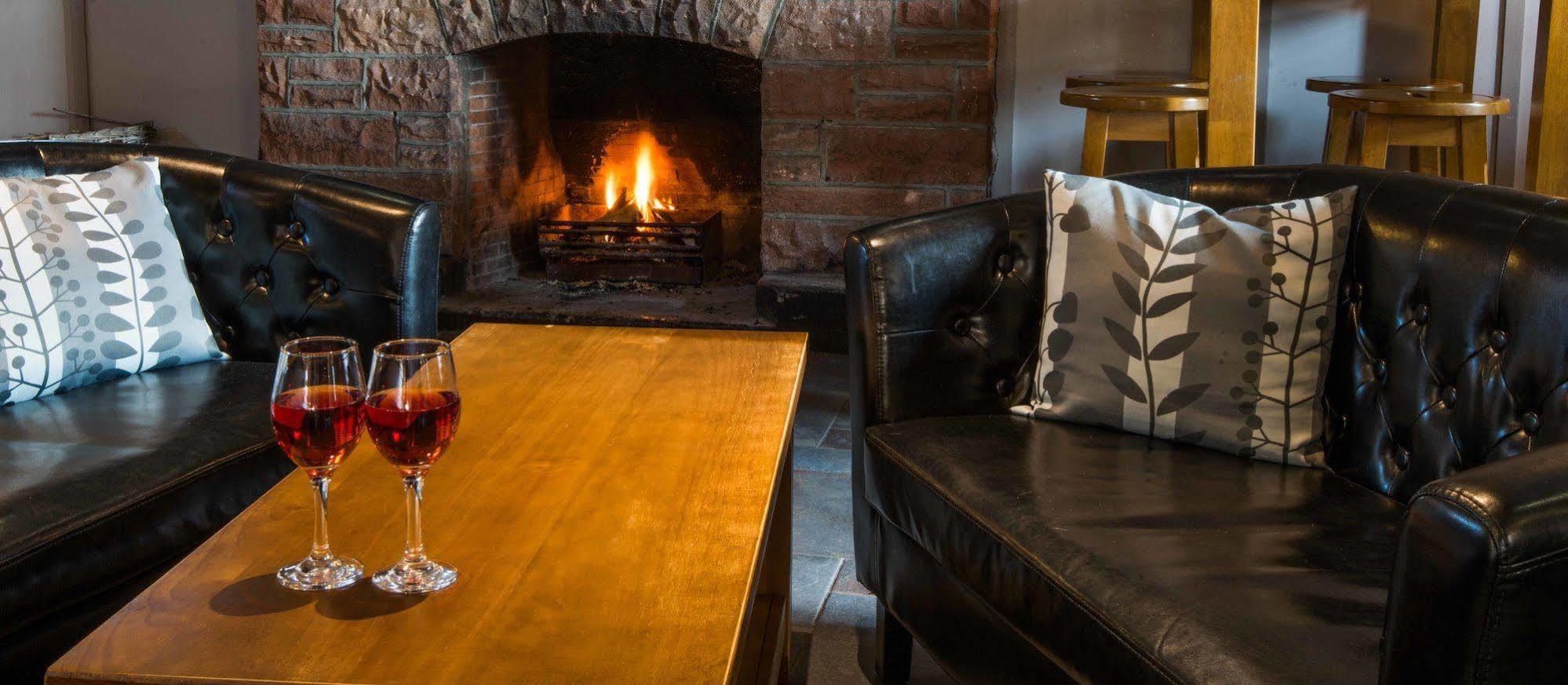 The Red Lion Earlston Exterior photo
